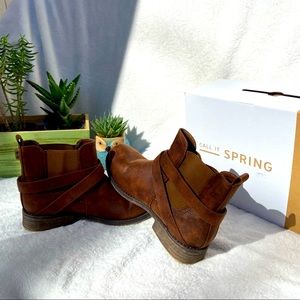 Call It Spring Women Boots Size 8.5